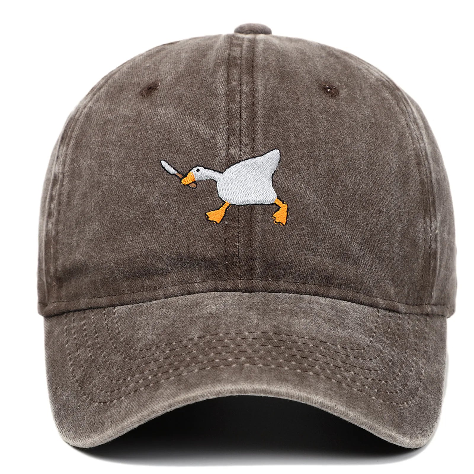 Embroidered baseball cap with goose pattern
